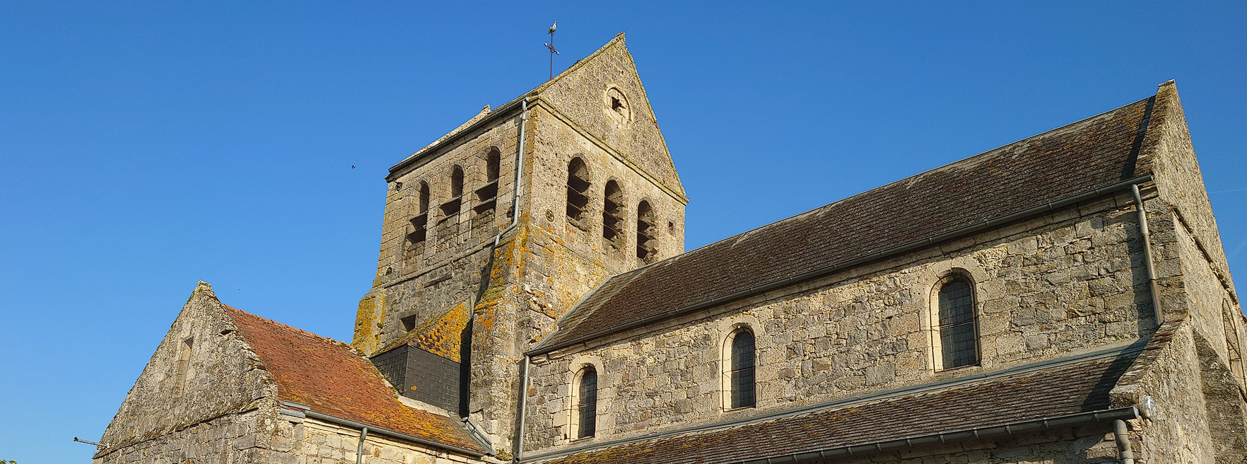 Travaux à Molinchart - Horloge de l'église