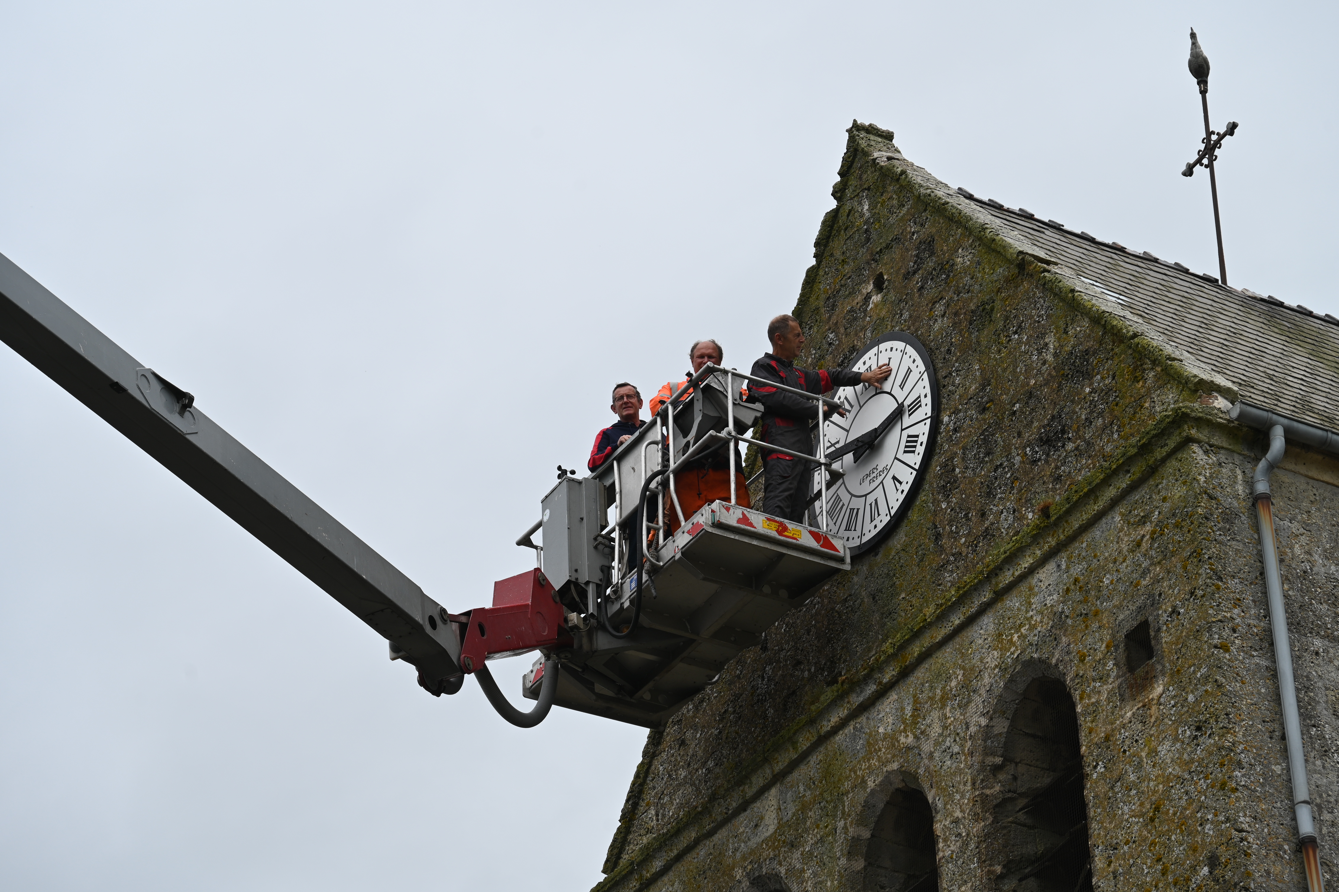 Horloge Eglise à LED 2022 - 7